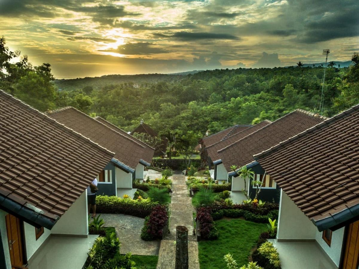 Singgahan Bungalow By Ecommerceloka Toyapakeh Exterior photo